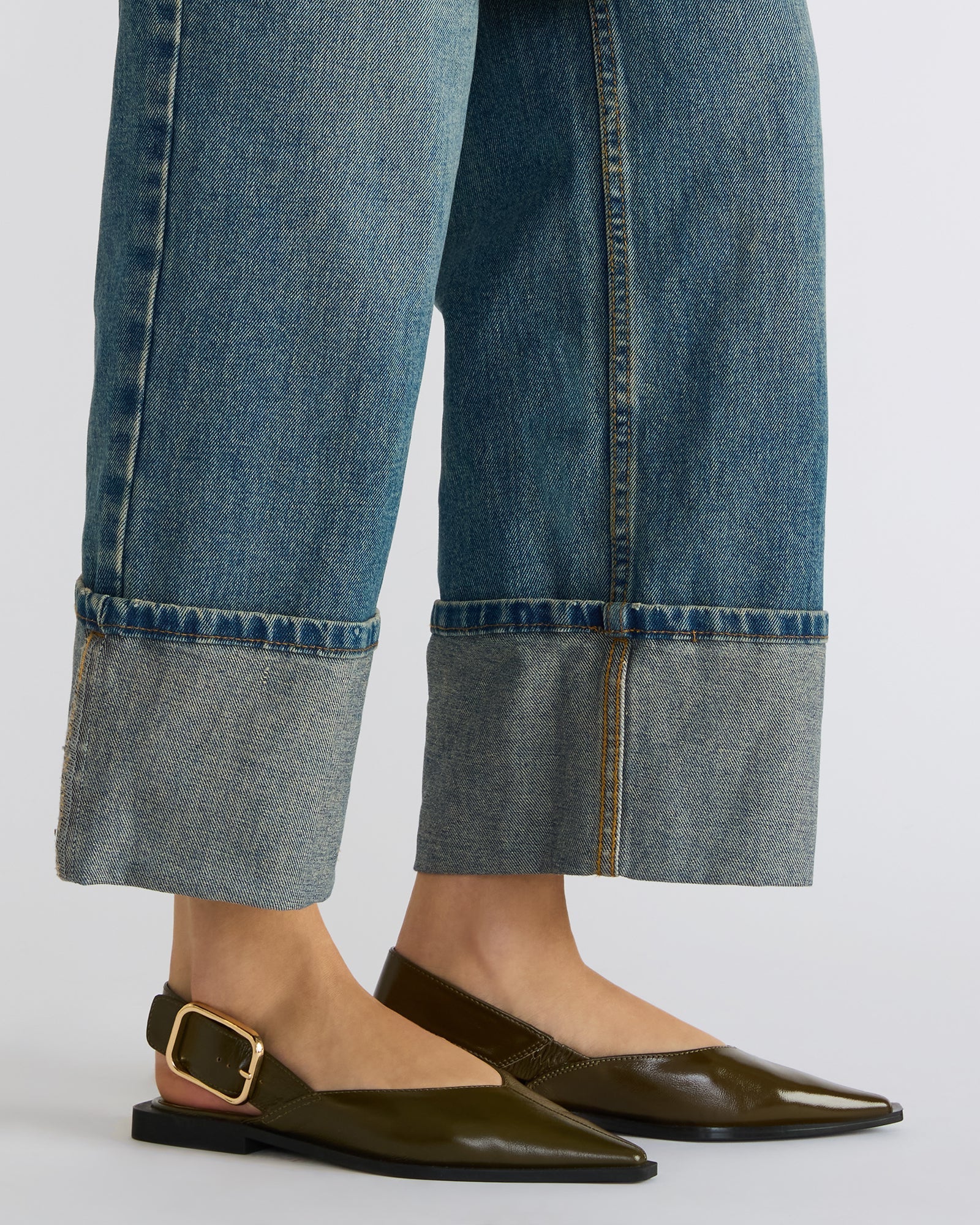 SHAY OLIVE LEATHER